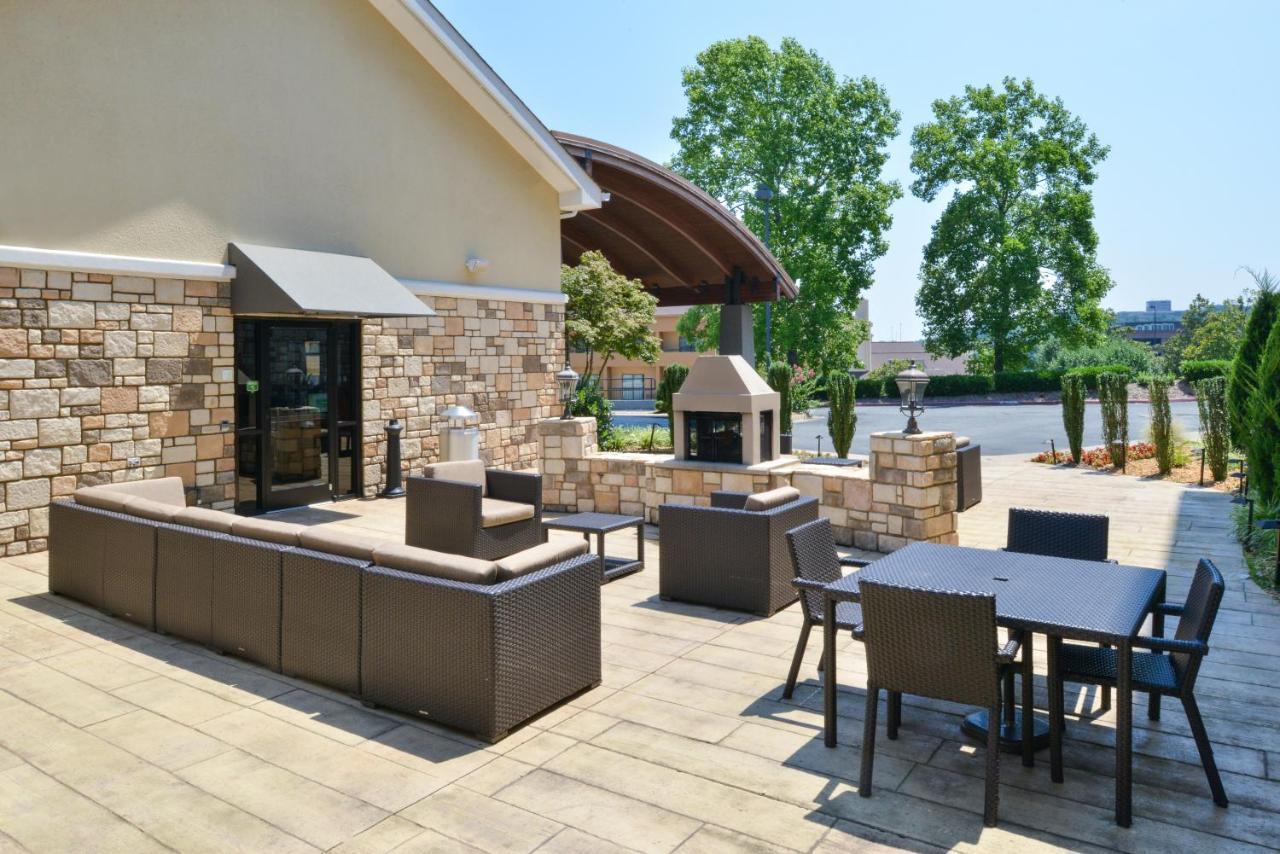 Holiday Inn Little Rock West - Chenal Pkwy, An Ihg Hotel Eksteriør bilde